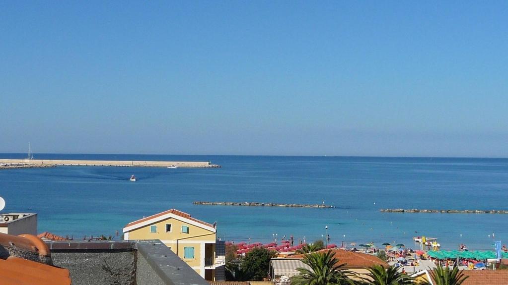 Royal Apartment Sea View Alghero Ngoại thất bức ảnh