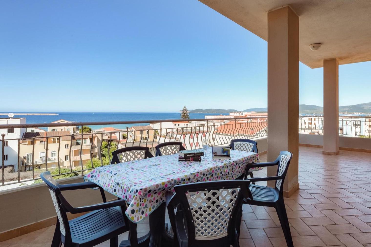 Royal Apartment Sea View Alghero Ngoại thất bức ảnh