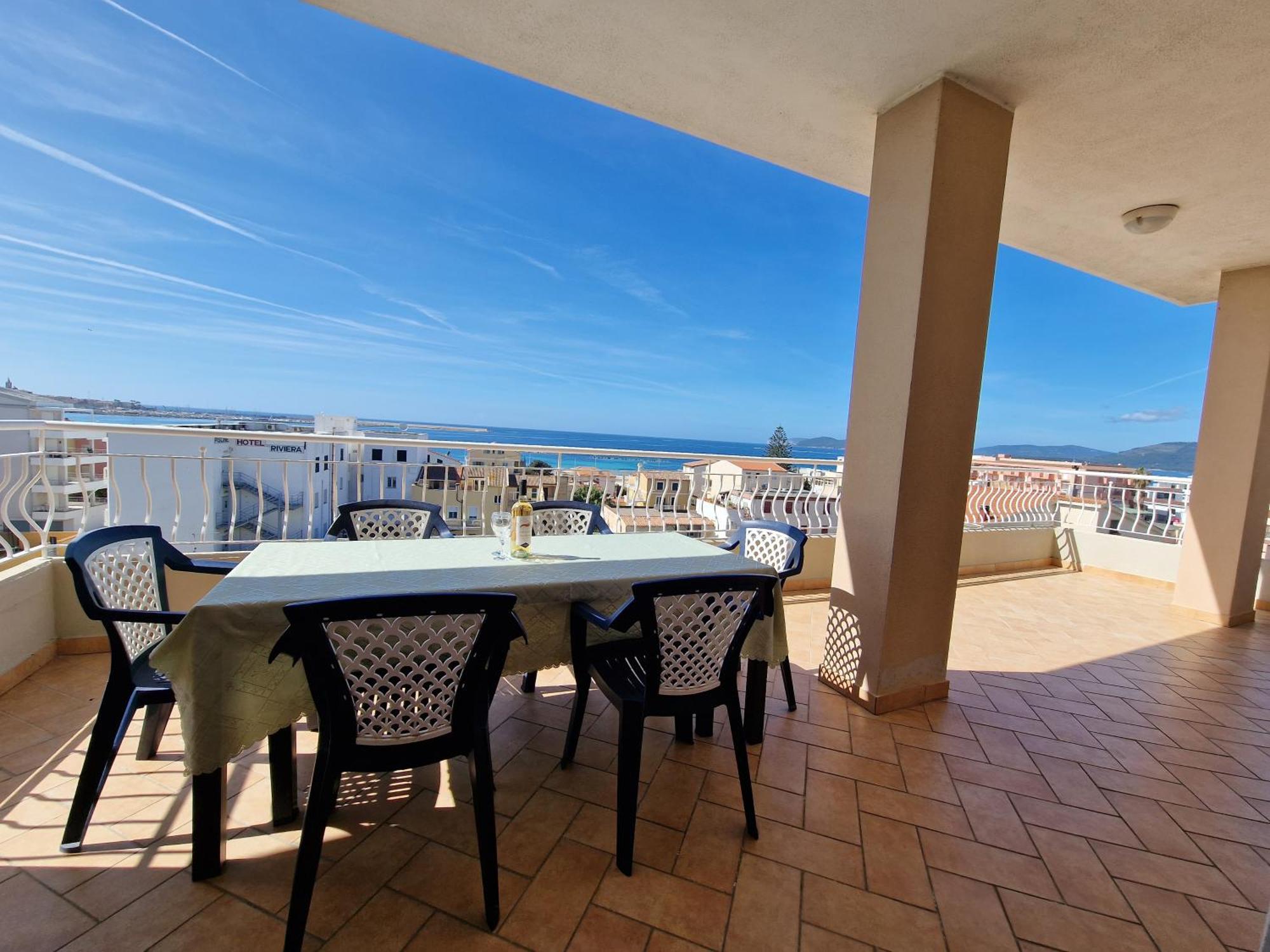 Royal Apartment Sea View Alghero Ngoại thất bức ảnh